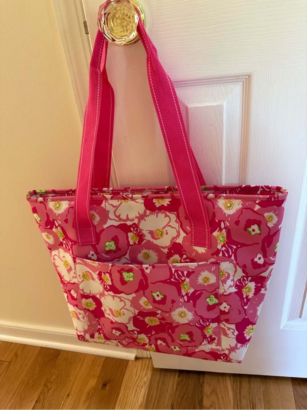 Lilly Pulitzer large pink floral insulated tote bag